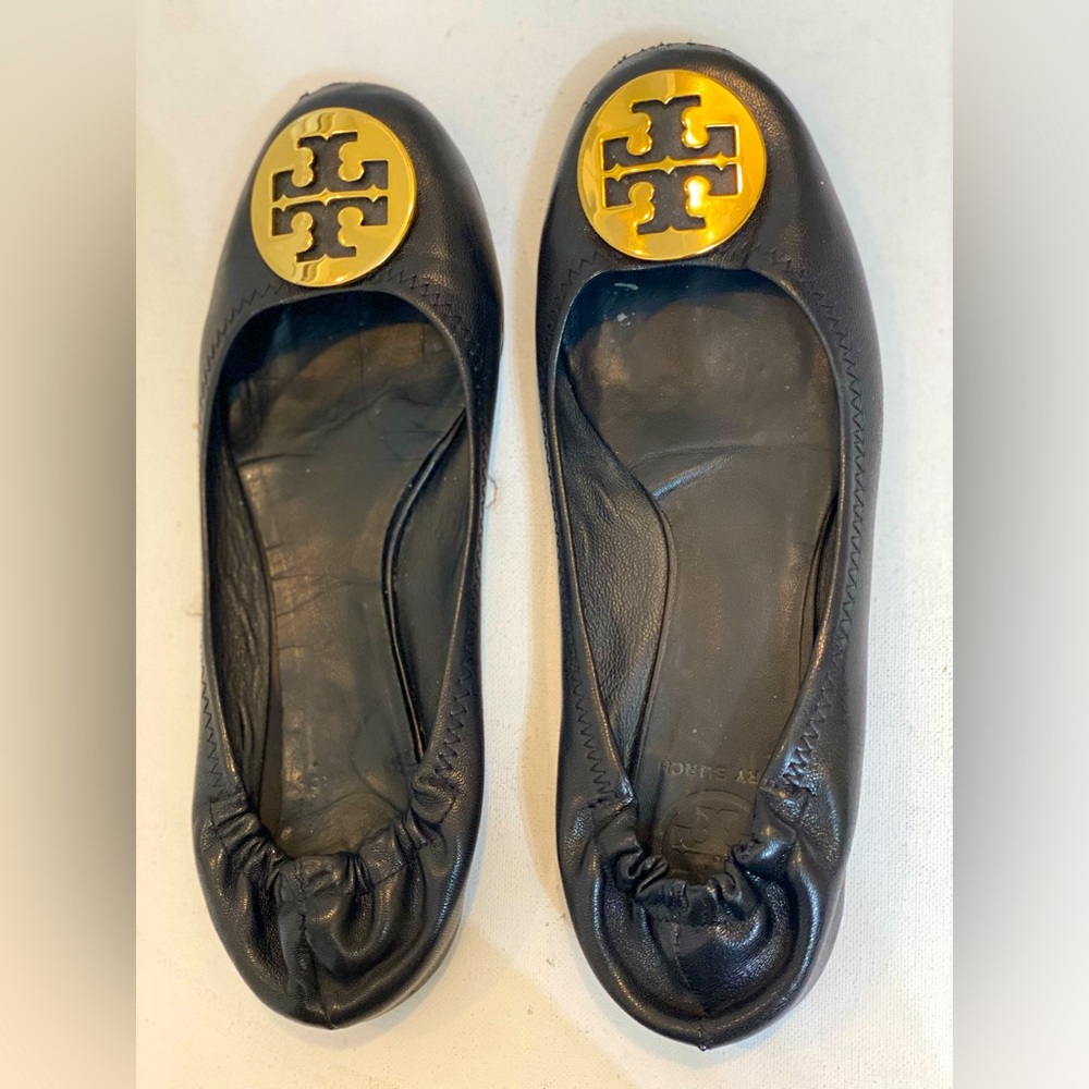 TORY BURCH ballets flat women shoes size 8.5. Beautiful shoes no scratches